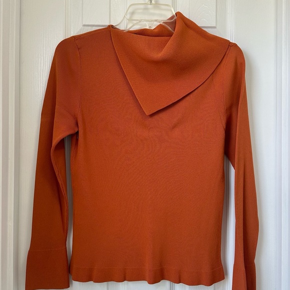 Cyrus Burnt Orange Long Sleeve Knit Top - Picture 4 of 7